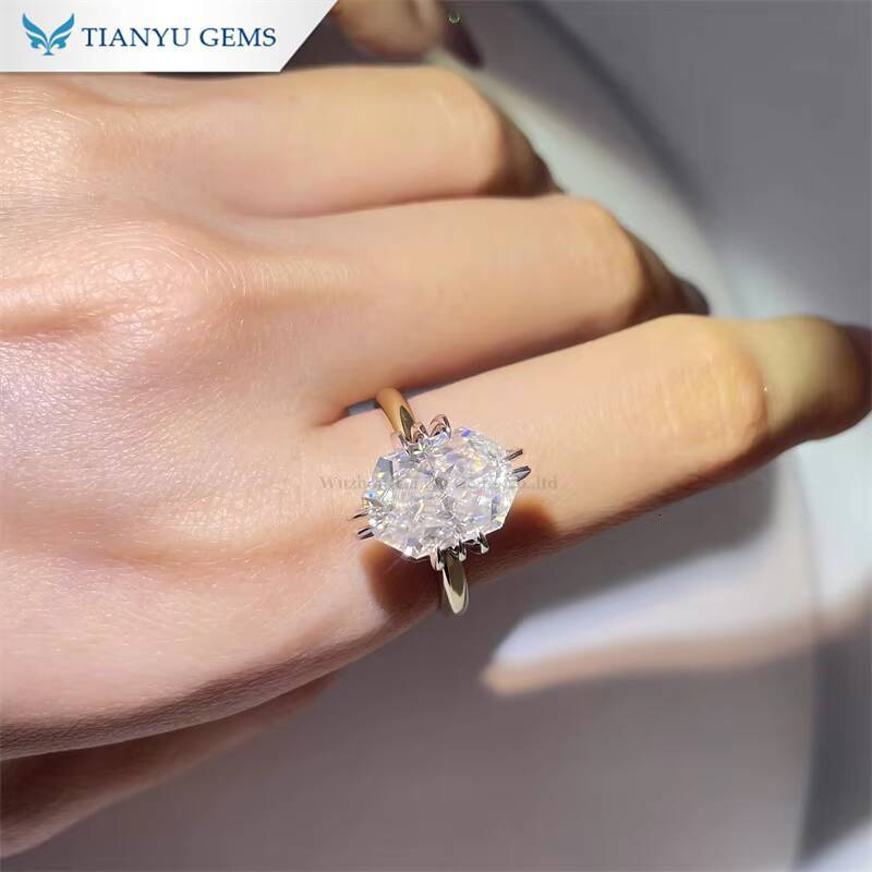 Tianyu Customized Octagon Cut Moissanite Diamond Jewelry Twotone Gold 10K 14K 18K Silver 925 Wreath Engagement Rings