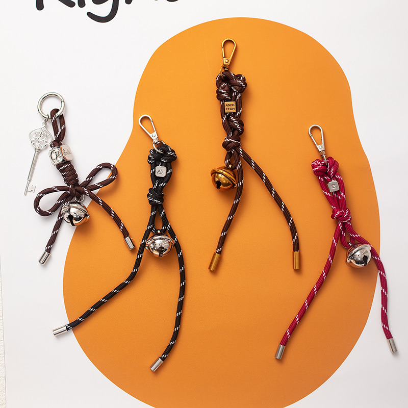 Knitted bag accessories, schoolbag pendants, versatile decorations, retro pendants, keychains, high-end and trendy bag pendants ddmytues