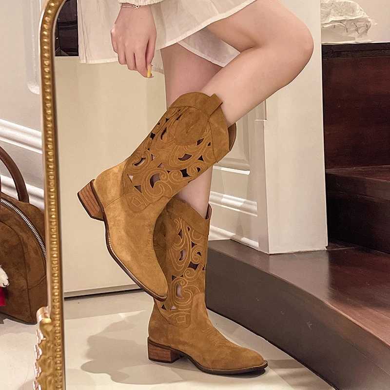 new Hollow Embroidered Vintage Western Boots Women Autumn Chunky Heels Knee High Cowboy Boots Woman Pu Leather Knight Booties Z251029
