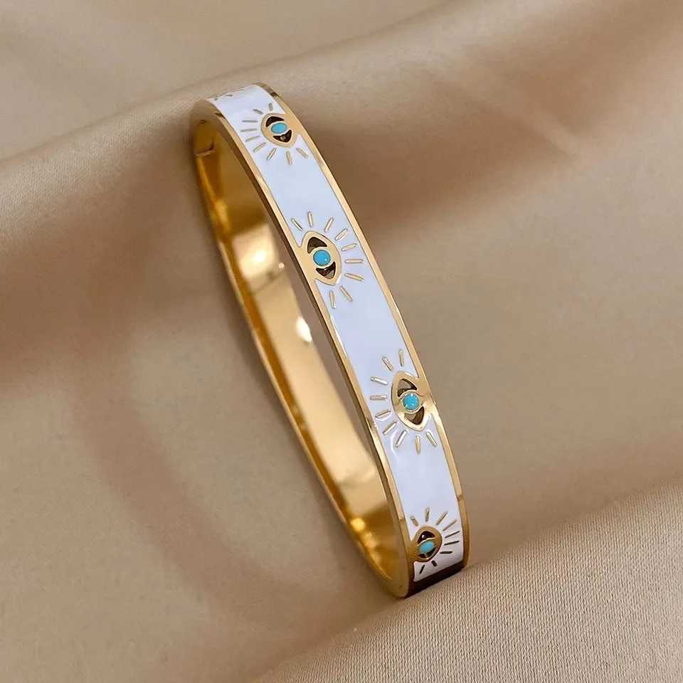 Womens TrenDY Devil Eye Charm 316L StainlESS Steel White Enamel Waterproof Bangles Jewelry for WristW251030