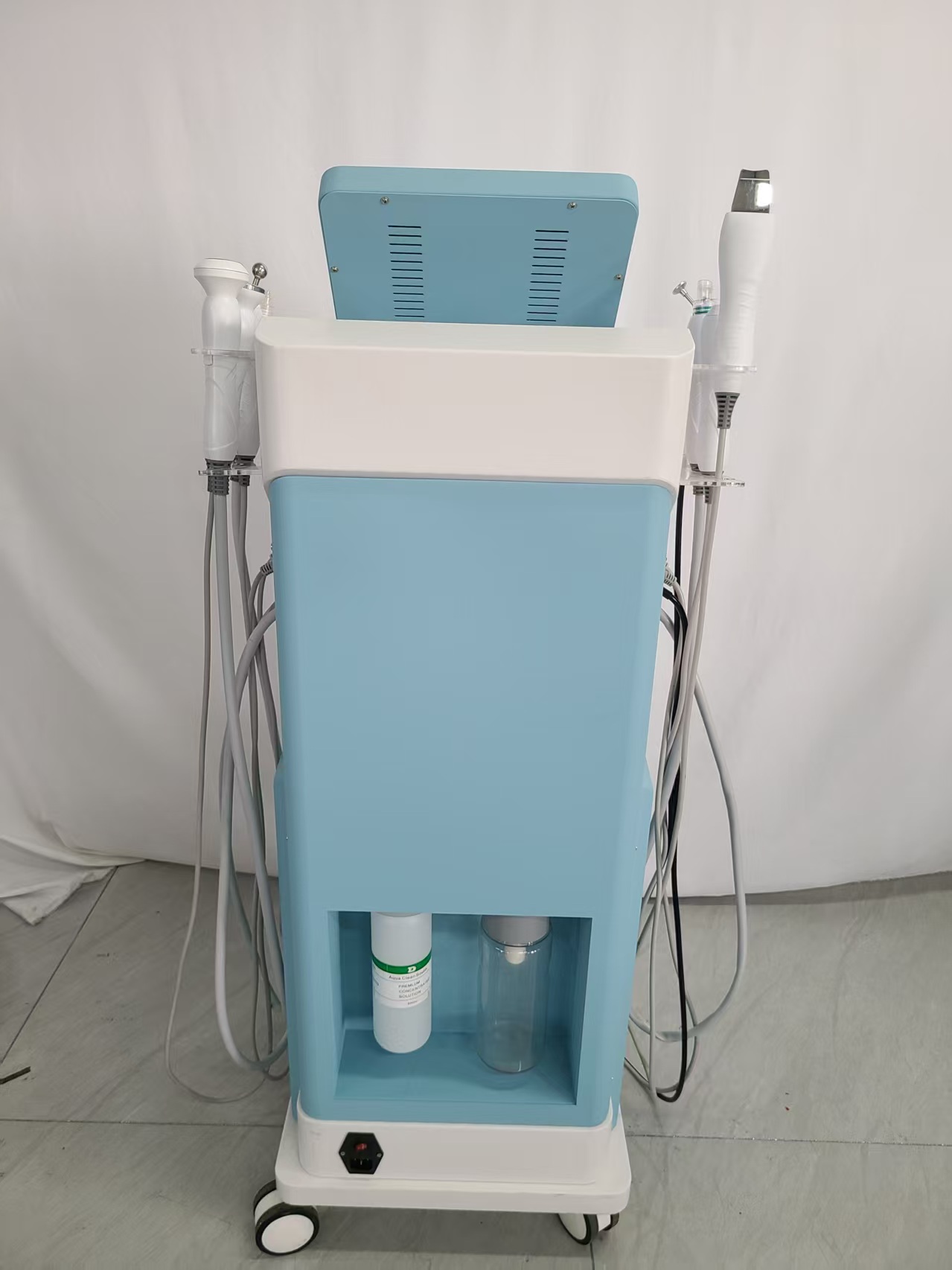 Water Oxygen Skin Care Machine Upgraded Skin Rejuvenation and Whitening Compact Muscle Skin Deep Cleaning Beauty Salon Equipment NEW