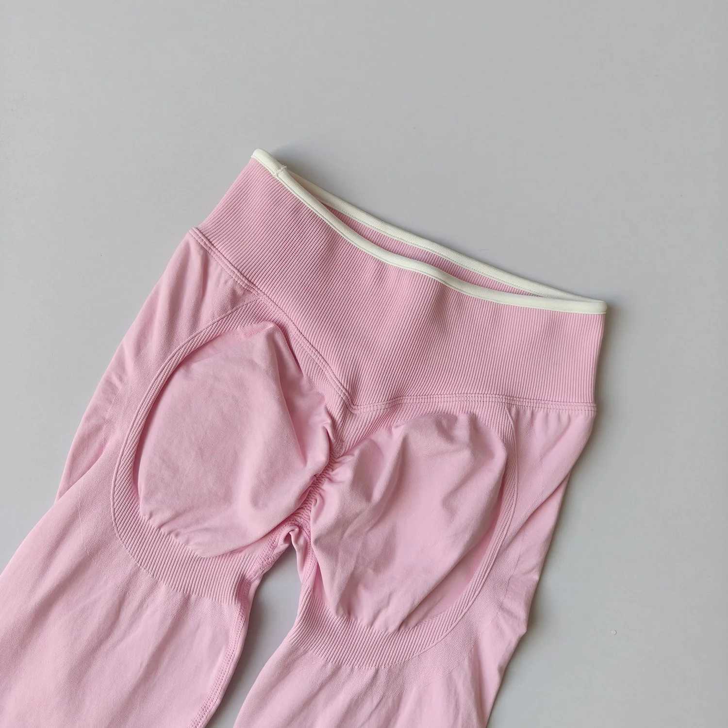 Womens Middle Waist Seamless Yoga Leggings PushUp Sport Fitness Running Pants Hip Lift High Elastic Gym Leggings Sport Legging J251030