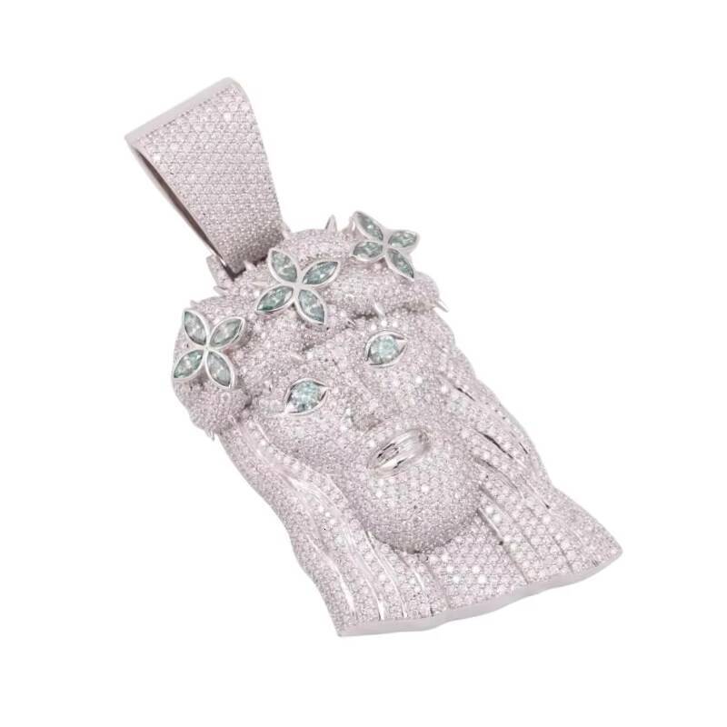 Factory Direct Hip Hop GRA Iced Bling VVS Moissanite 925 Silver Pass Diamond Tester Four Leaf Clover Jesus Pendant for Christian