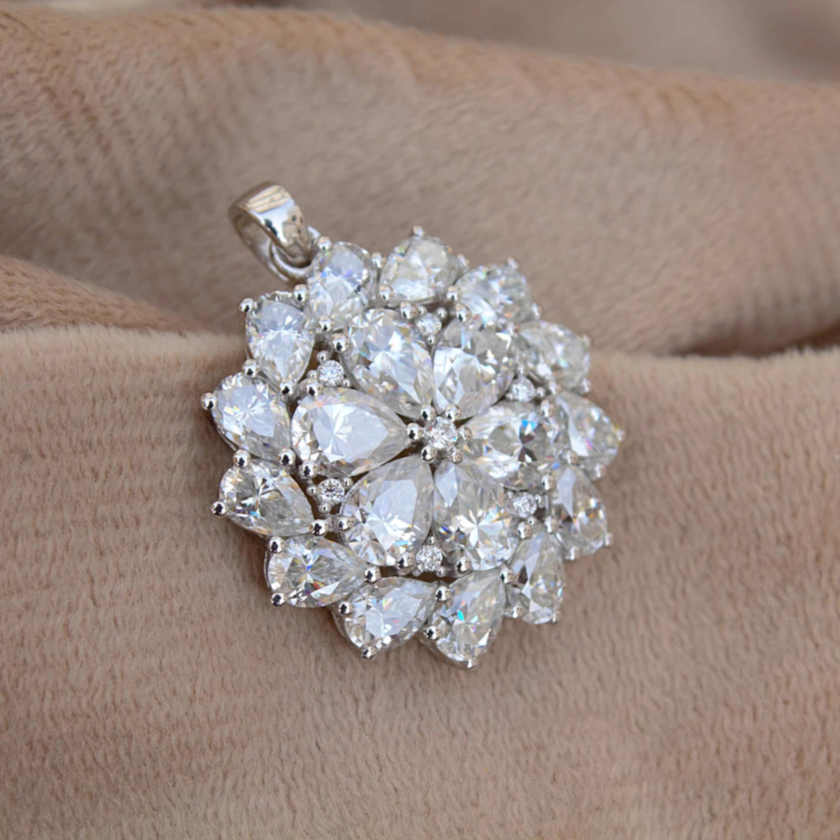 Elegant 925 Sterling Silver Moissanite Pendant Memorable Gift for Special Moments Beautiful Pendants Charms