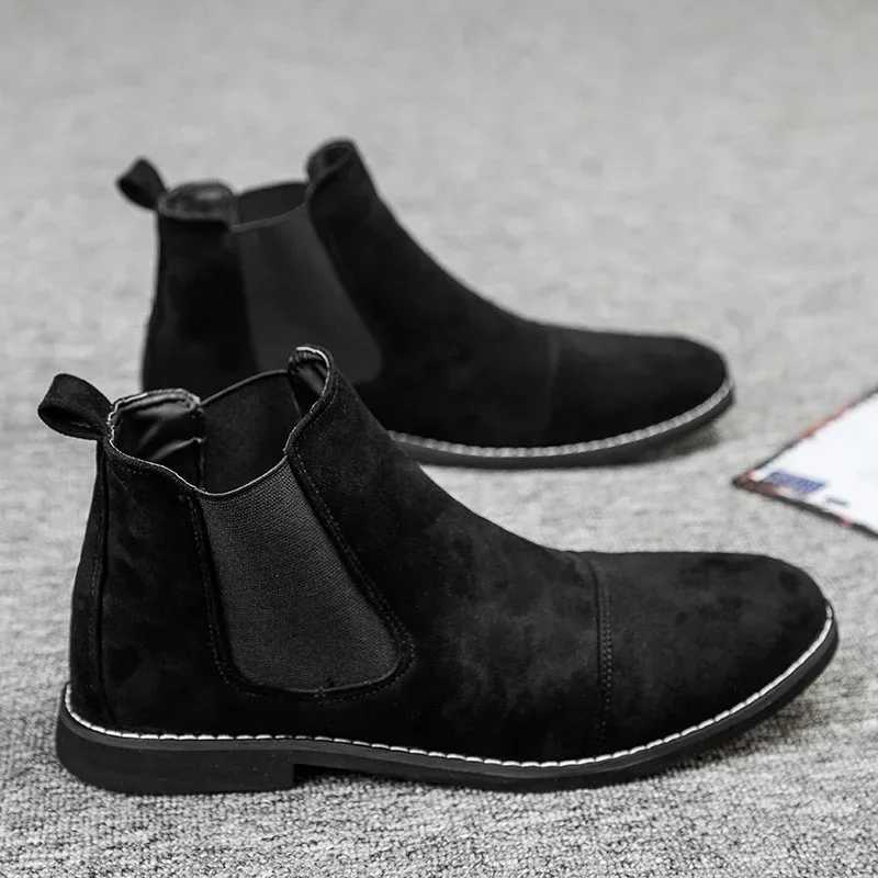 Mens Chunky Chelsea Boots WaterResistant Leather Ankle Boots SlipOn Style for Outdoor Casual Z251029