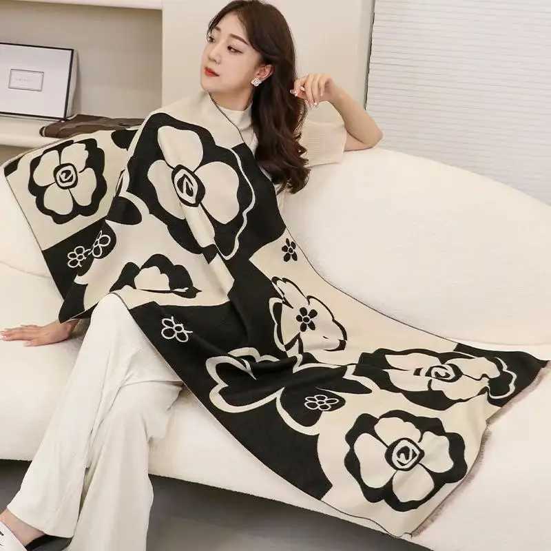 Camellia Light Luxury Shawl for Women 2025 New Collection HighEnd Versatile Black and White Scarf WarmW251029