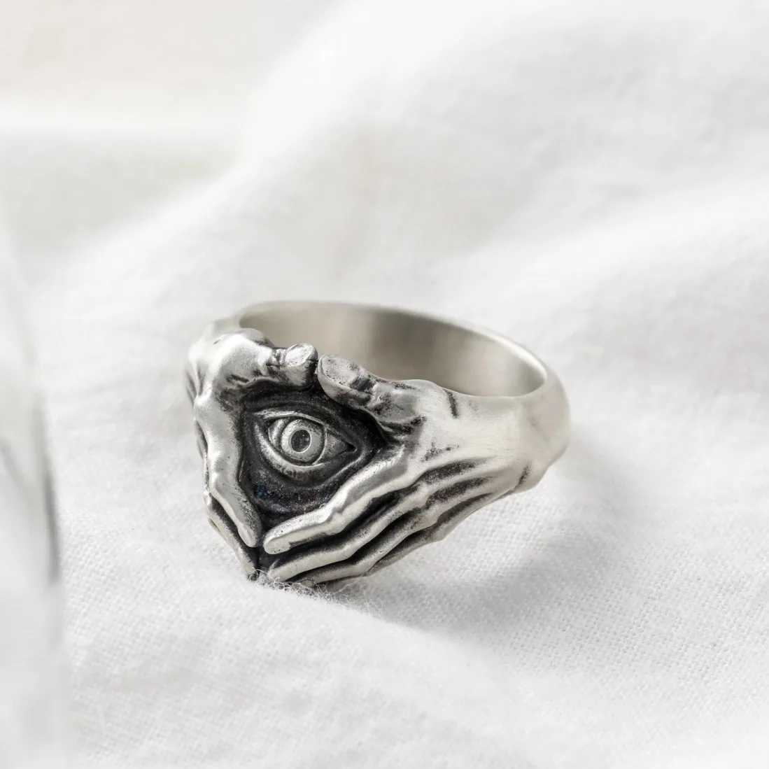 Retro Eclipsed Omnisigh Guardian Eye Hands Ring For Men Gothic Open Ring Silverplated Copper Jewelry Accessories Unisex GiftW251030