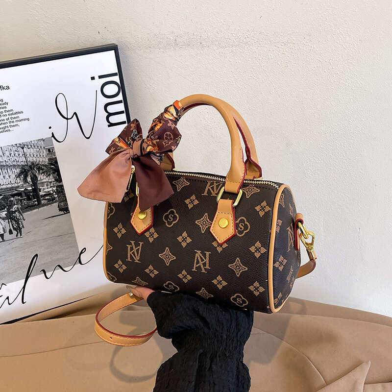 Boston Classic Print Simple Elegant Commuting Travel Special Offer Handbag Shoulder Women's Bag designer bag