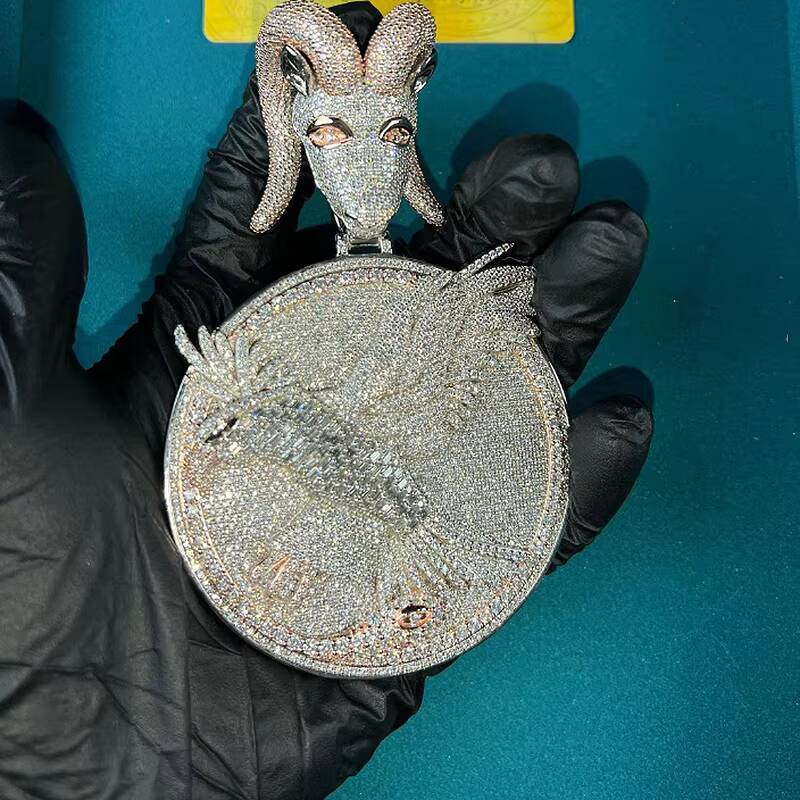 Iced Out Moissanite Hip Hop Pendant Sterling Silver Bling Charm with Dazzling Sparkle and Exquisite Craftsmanship