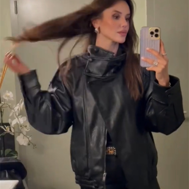 Womens Autumn Fashion Standing Collar Leather Jackets Windproof Loose Fold Coats Vintage Style High Street Outdoors Clothes 251029