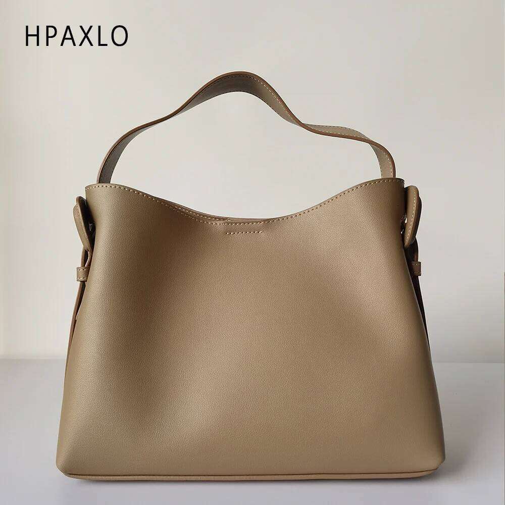 Designer bag 52 Stylish Matte Leather Tote Bag Spacious Commuter Shoulder Purse Durable Crossbody Handbag Women's shoulder bag women bags trend