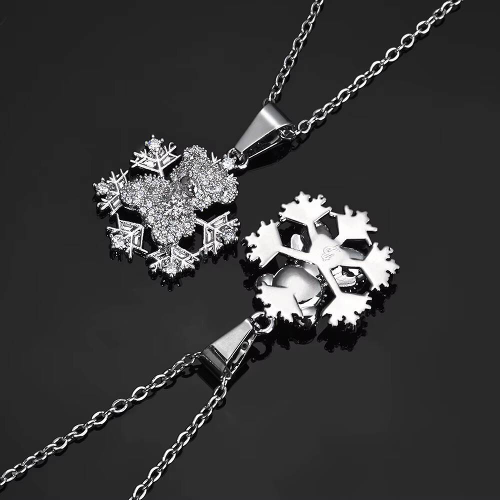 NUOYA Custom Bear Shape Snowflake Pendant Necklace Silver Plated Iced Out moissanite Charm Pendant for Christmas Gift Jewelry Designer's style