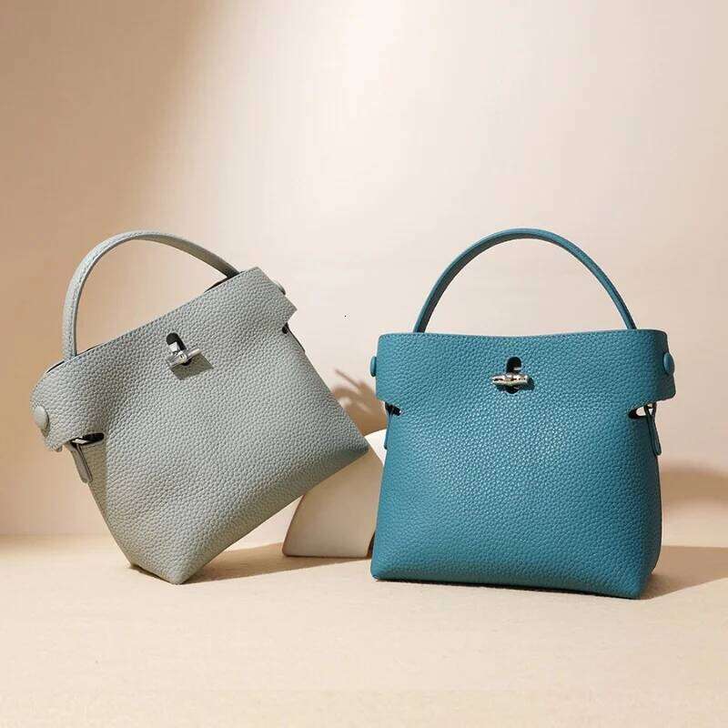 2025 New High-End Fashion Women's Genuine Leather Tote Bags High Quality Bucket Commuter Party Cowhide Shoulder Bag