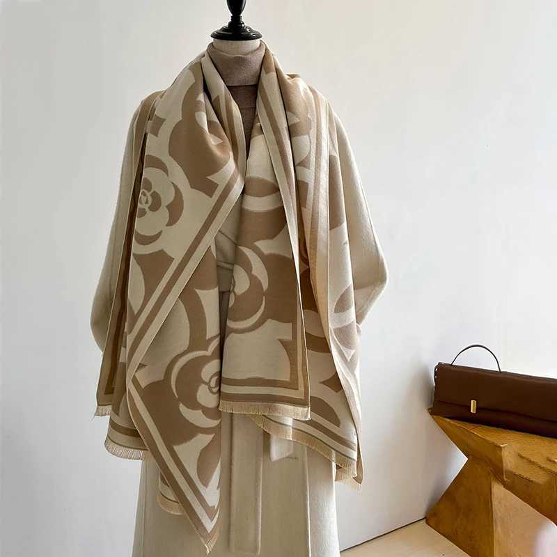 2025 New Fashion Brand Flowers Scarf for Women Warmer Winter Print Scarves ShAWls Female Thick Blanket WrAPs FoularDW251030
