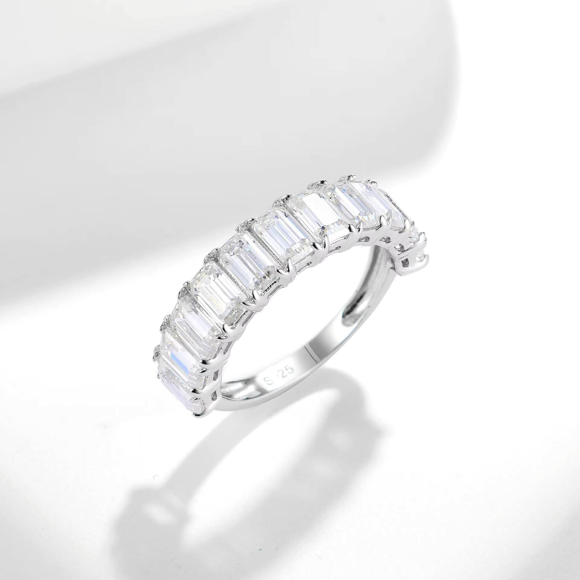 S925 Silver White Gold Plated Diamond Ring 35mm Emerald Cut Moissanite Ring for Womens