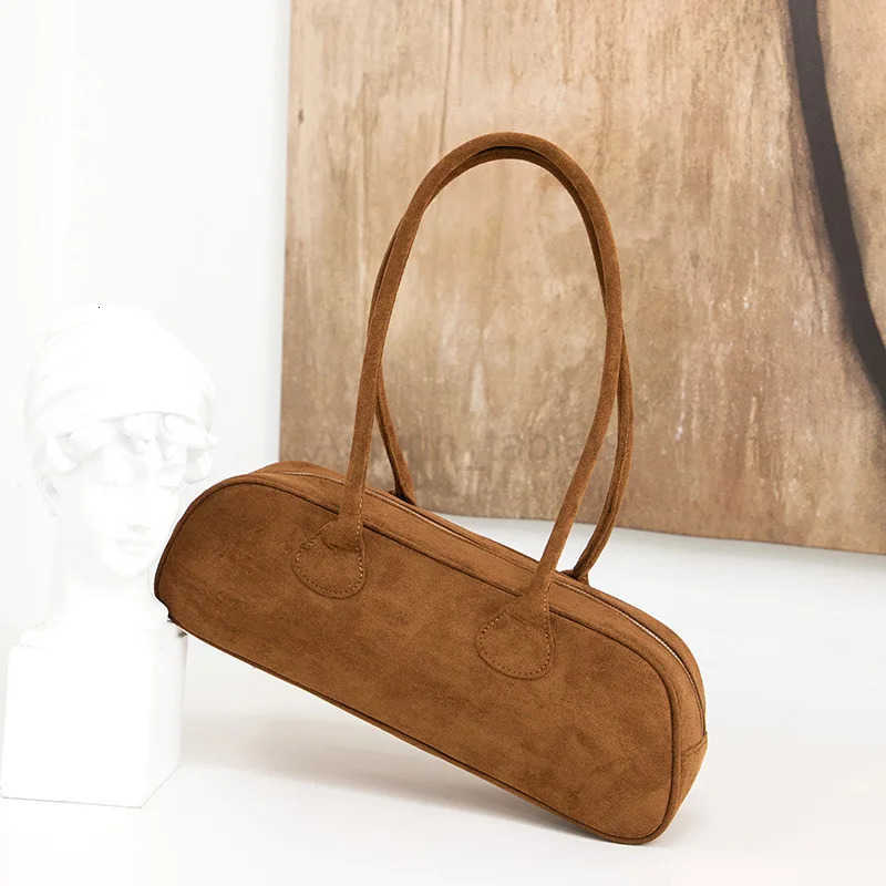 Fashionable New Trendy Small Design Suede Vegan Faux Fur French Bag for Women Soft and Plush Handheld Single Shoulder Bag M251030