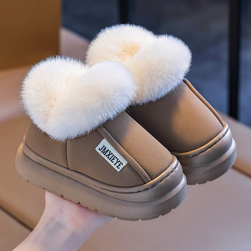 New Children's Cotton Shoes for Winter Boys and Girls Indoor and Outdoor Wearing Closed Heel Cotton Shoes with Wool Lining for Warmth and Fluffy 