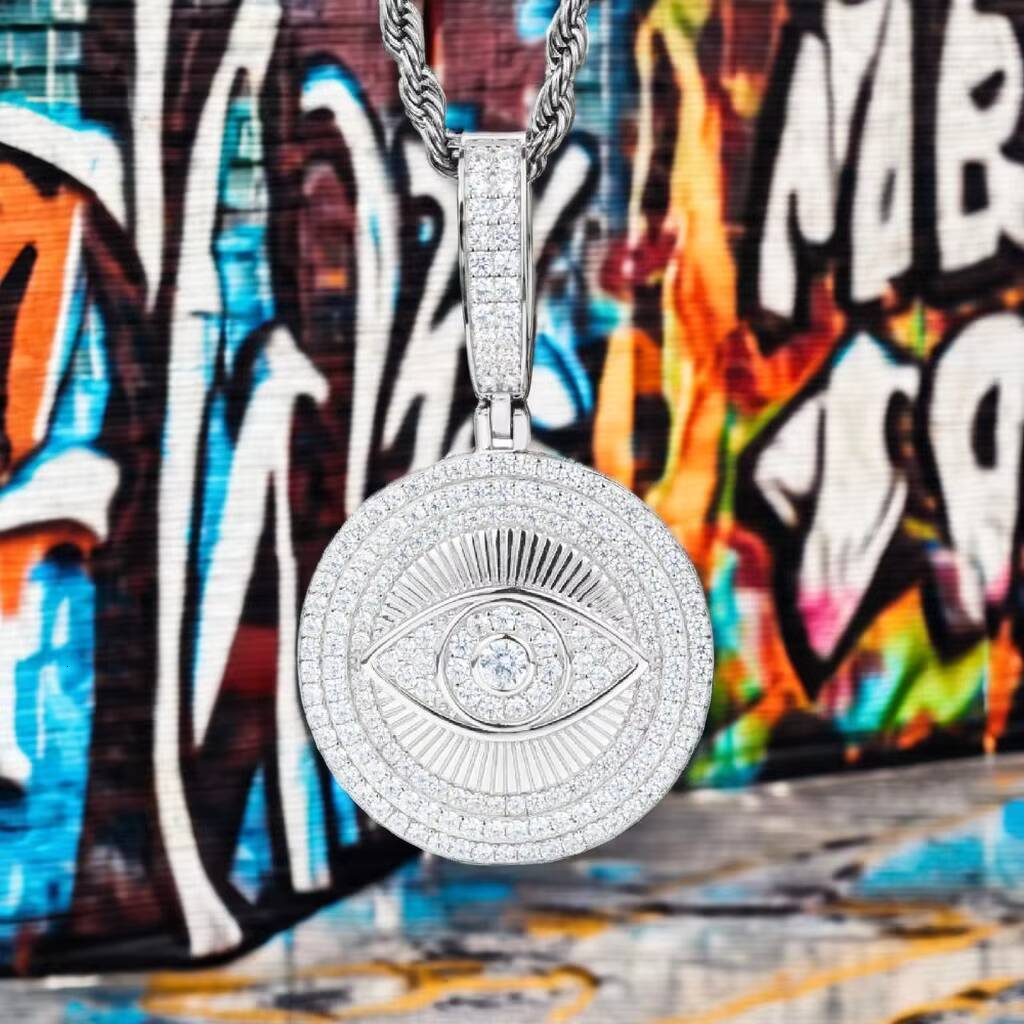 Hip Hop Rapper Jewelry 925 Sterling Silver Horus Eye Circle Geometric Pendant VVS Prong Setting Moissanite Diamond Pendant Charm