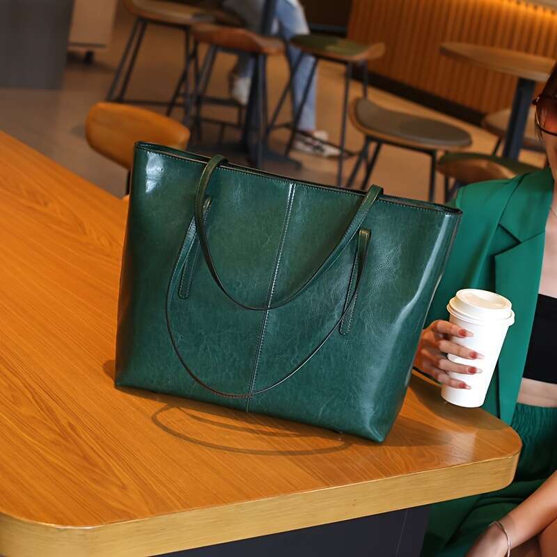 2025 Red Genuine Leather With Double Compartment Zipper Inner Pocket, Large Capacity For Women, Hand Washable Fixed Strap Design, Elegant Accessory Vi