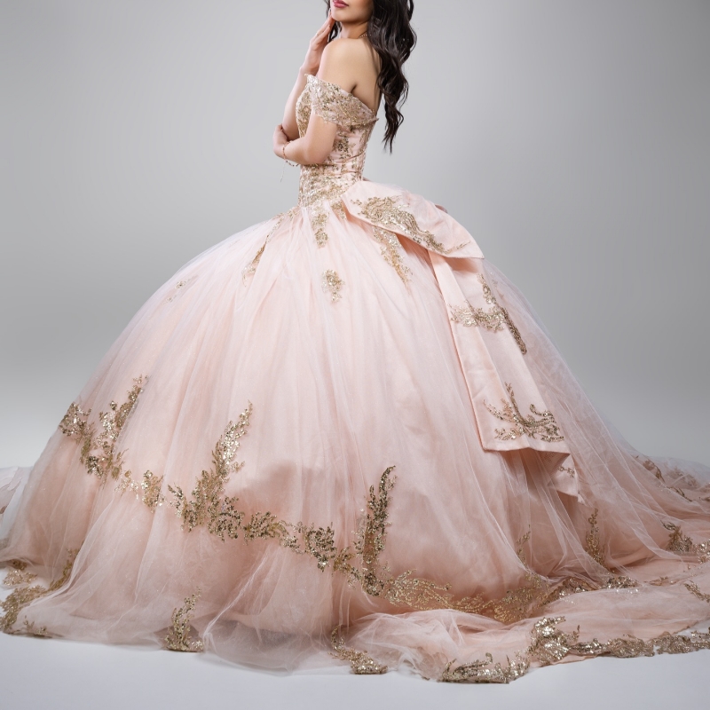 Pink Shiny Quinceanera Dresses Off The Shoulder Applique Lace Beads Bow Tull Party Birthday Sweet 16 Dress Vestidos 15 Anos
