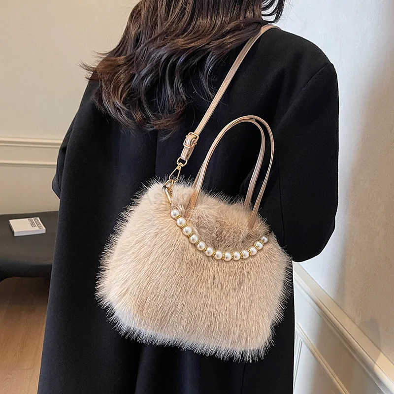 Fashion Women Faux Fur Tote Bag Zipper Solid Color Ladies Crossbody Shoulder Bag Trendy Winter Autumn Soft Fluffy Plush Handbags M251030