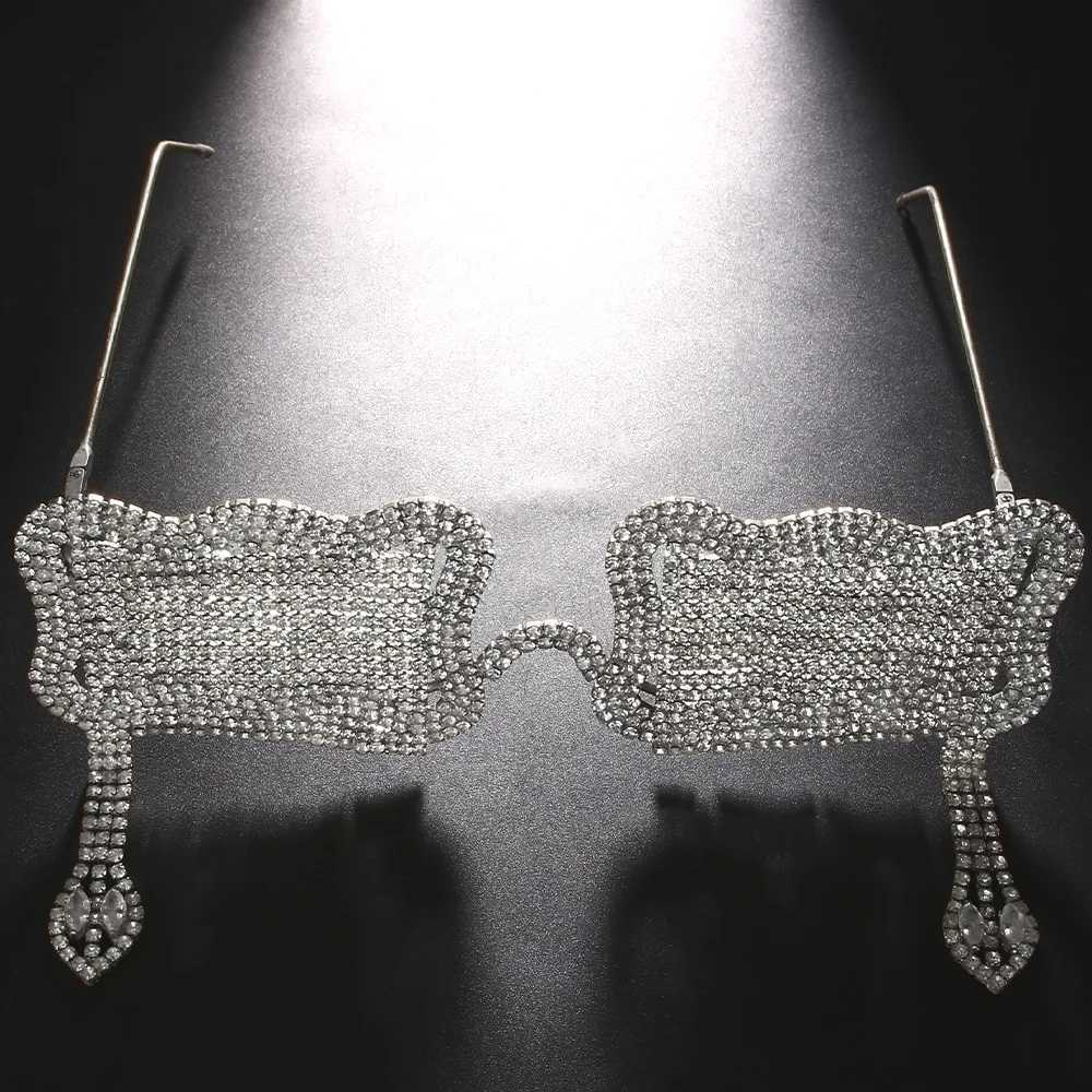 Fashion Men Tassel Glasses Frame Eyewear Decoration Collapsible Summer Vintage Snake Sunglasses Frames Rhinestone Face JewelryW251029