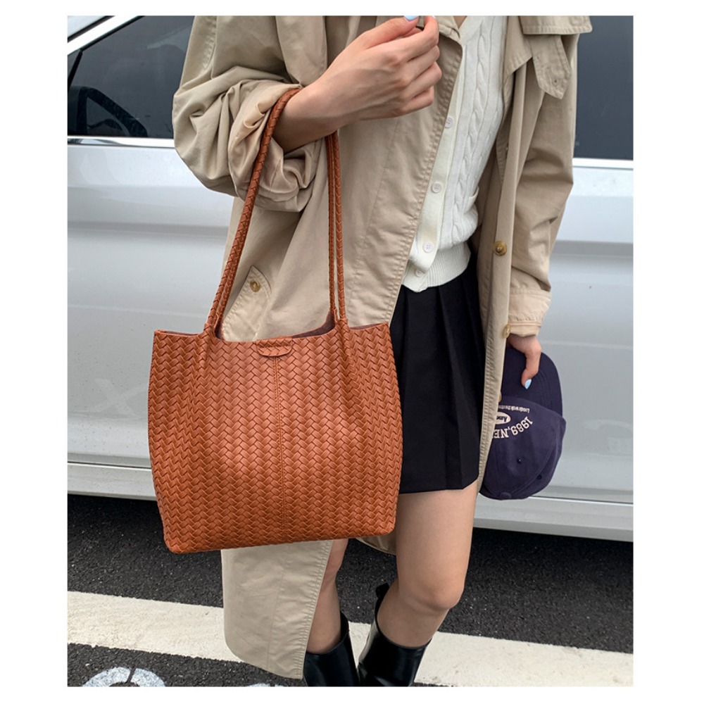 Womens Comfortable Commuting Handbag Practical Canvas Crossbody Satchel with Spacious Interior