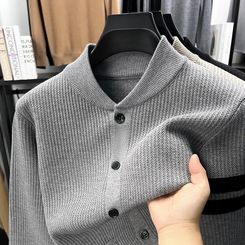 Light men knitted round neck cardigan highend trend double stripes comfort texture button sweater coat jacket 251017