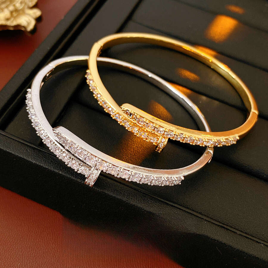 Bracelet Designer luxury bangle Real Gold Plated Zircon Nail Buckle Light High end Exquisite Bracelets Niche Design Versatile Festival and birthday Je