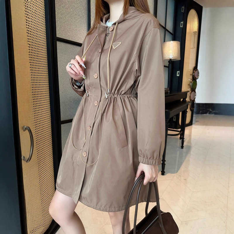 Designer Basic & Casual Dresses Designers Autumn New High-End Pra Simple Versatile Fashion Recycled Nylon Trench Coat Long Jacket 45JY