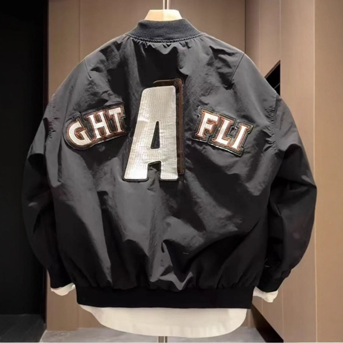 Trendy American Style Letter Embroidered Baseball Jacket for Men Spring and Designer coat Autumn New Style Cool and Versatile Flight Jacket