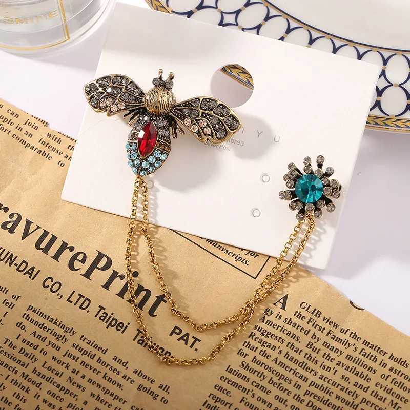 fashion women retro brooch feminine bee tassel chain double pin buckle badge accessories Y251029