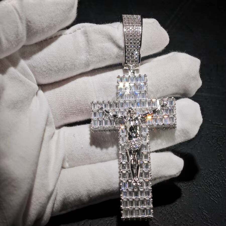 Pass Diamond Tester Trendy Hip Hop D Color VVS Baguette Moissanite Cross Jesus Pendant With 925 Sterling Silver GRA Men Party