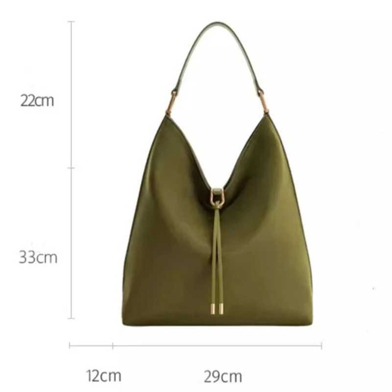 Designer bag New autumn and winter wens handheld bucket bag largecapacity laidback singleshoder underarm bag Y251029