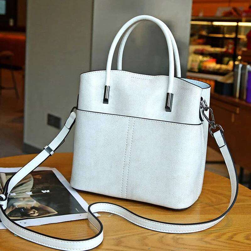 Cowhide Women's Tote Bags Handbags 2025 New Genuine Leather Women Shoulder Crossbody Fashion Female Bucket Bag 8266
