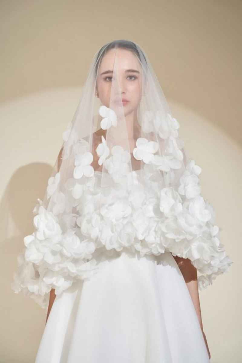 Elegant Fingertip Veil Wedding Veils One Layer Tulle 3D-Appliques Lace Tulle Bridal Veil Custom Made Wedding Accessories