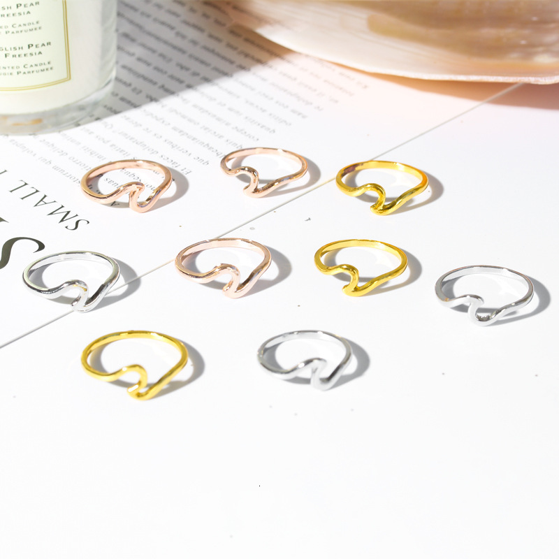 Fashion Geometric Personality Simple Ring Women Wave Hand Jewelry Creative New Accessory