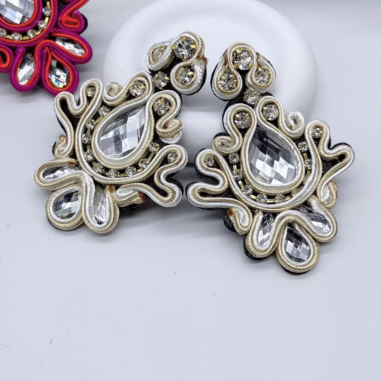 Stud Soutache Women's earrings Handmade Fashion jewelry Dangle Earring Long Large Boho Crystal Sutasz Accessories Female trendy gift 231124