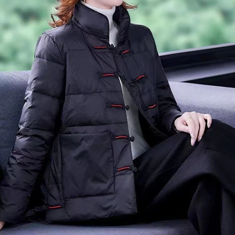 Fashion Lightweight Short Buckle Down Cotton Overcoat Autumn Winter Jacket Women 2024 Female Casual Warm Parkas Outerwear 251015