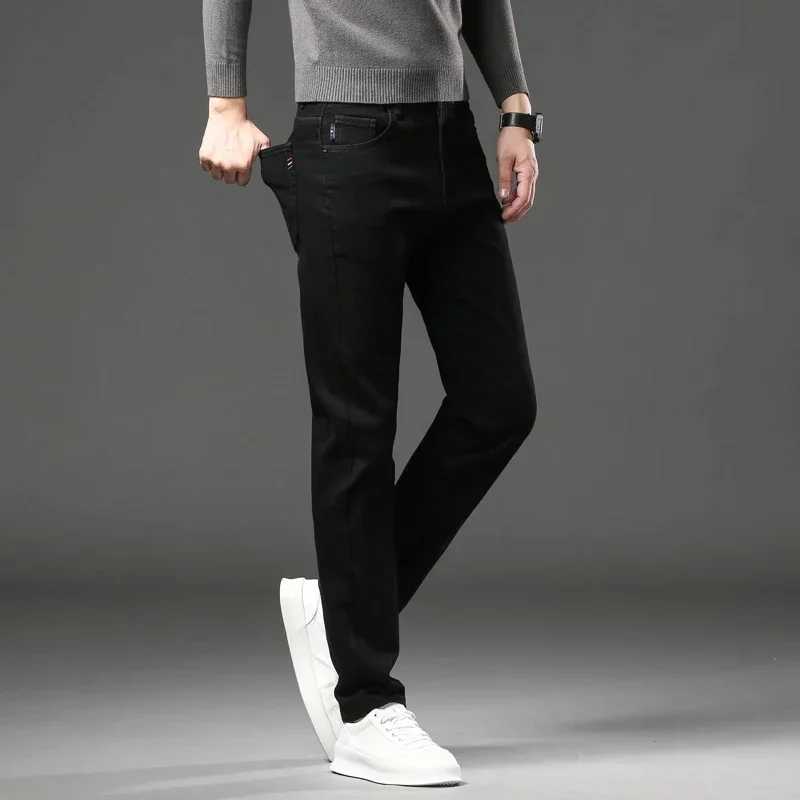 Winter Thickened Warm Male Plush Trousers Brand Clothes Mens Fleece Jeans Straight Slim Stretch Fashion Business Denim Pants J251030
