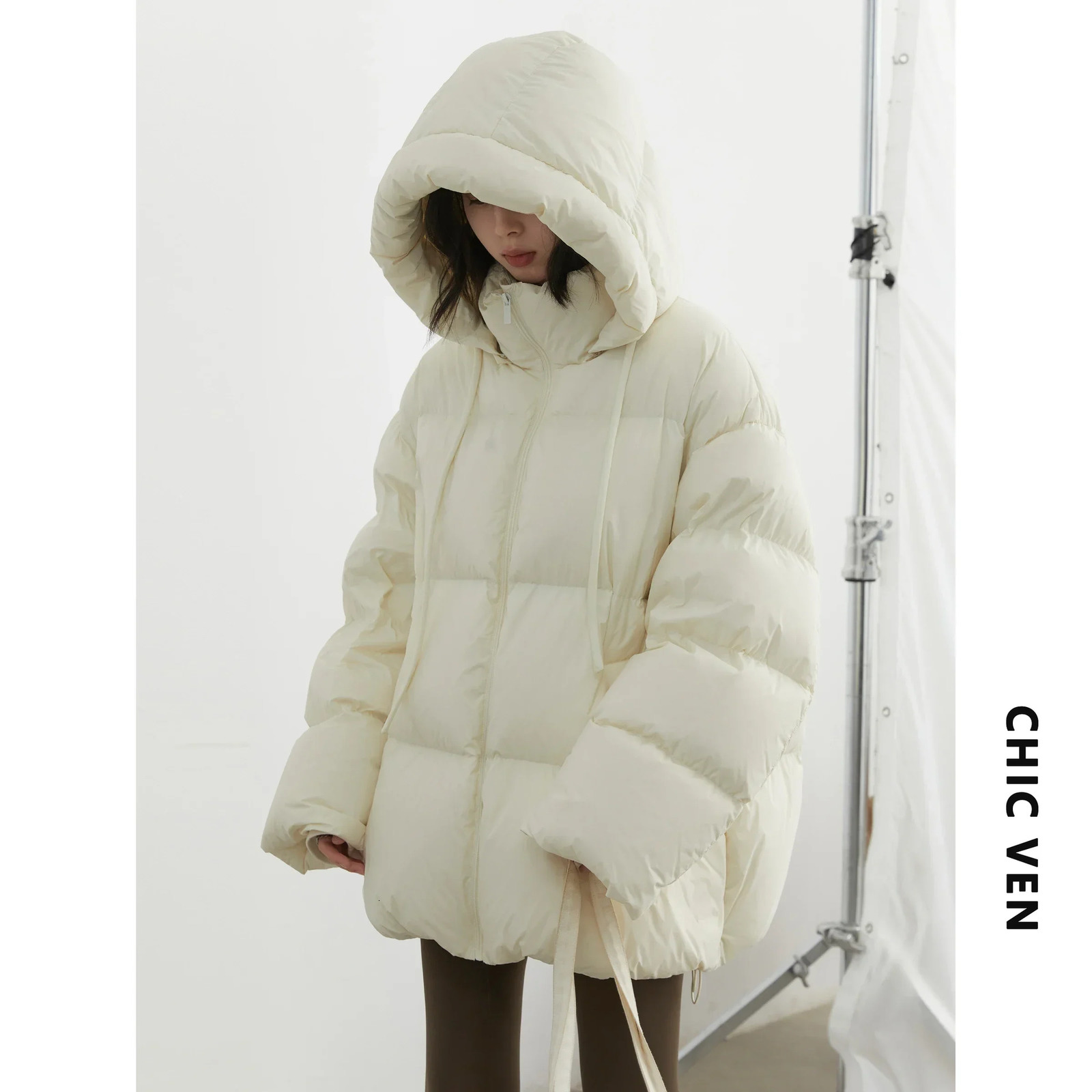 CHIC VEN Women Down Coats Solid Loose Hooded 90 White Duck Down Jacket Puffs Female Outerwear Autumn Winter 251023