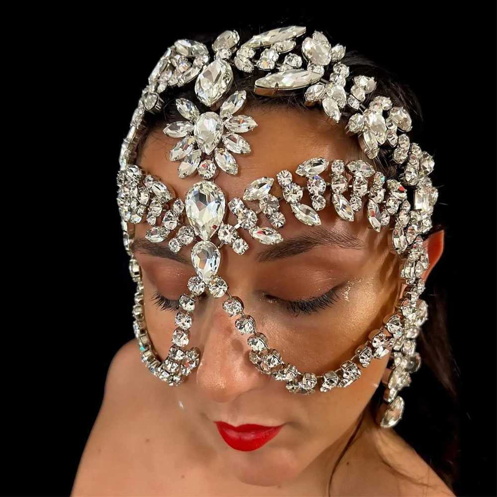 Fashion Exaggerate Rhinestone Mask Veil Prom for Women Accessories 2025 Drag Queen Geometric Face Mask Chain Masquerade JewelryW251029
