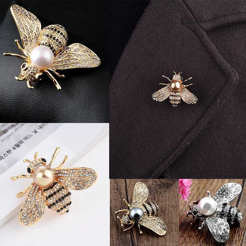Insect Series Brooch Delicate Little Bee Brooches Crystal Rhinestone Pin Jewelry Y251029