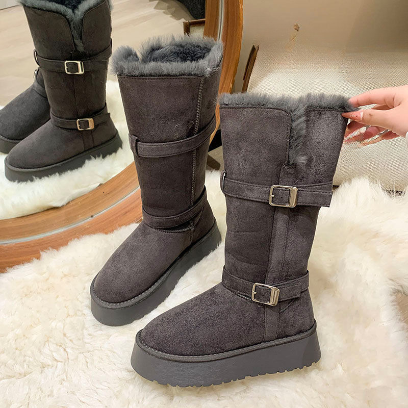 Women's snow boots winter new woolen boots with thick wool lining for warmth and outdoor wear, high rise thick soled cotton boots, designer shoes