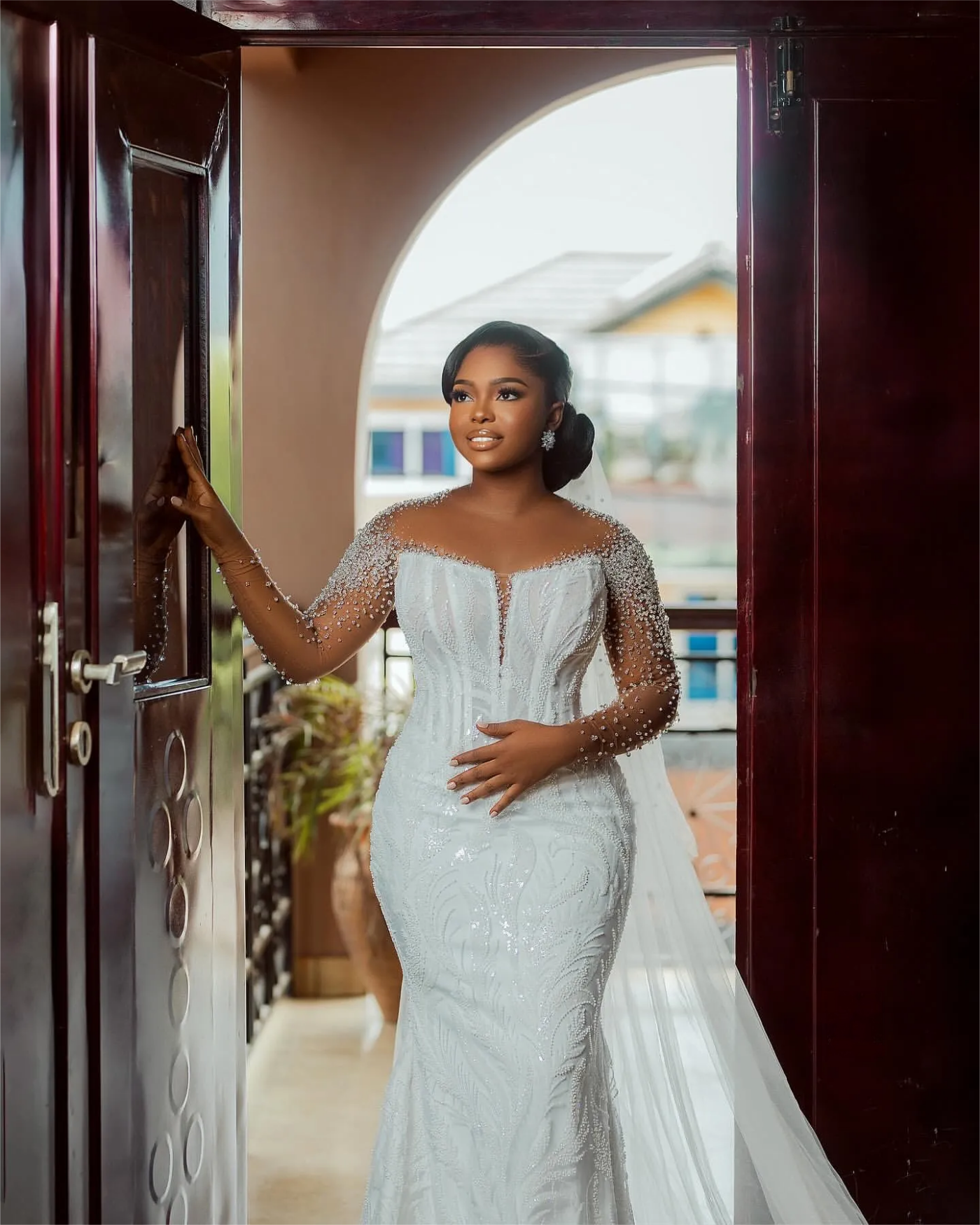 Ivory Mermaid Wedding Dresses Plus Size Lacefull Beaded Sheer Neck Bridal Gowns Dress Vestidos De Novia