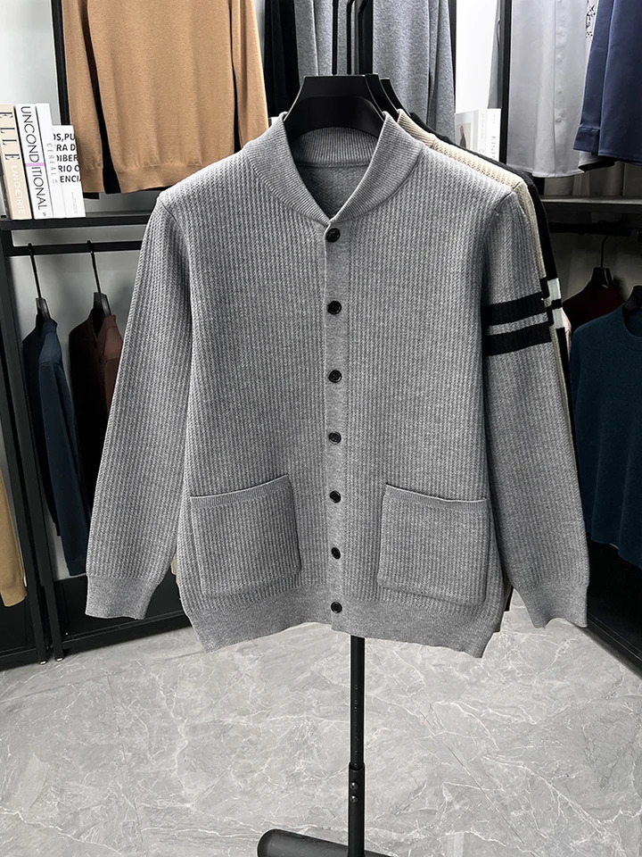 Light men knitted round neck cardigan highend trend double stripes comfort texture button sweater coat jacket 251017