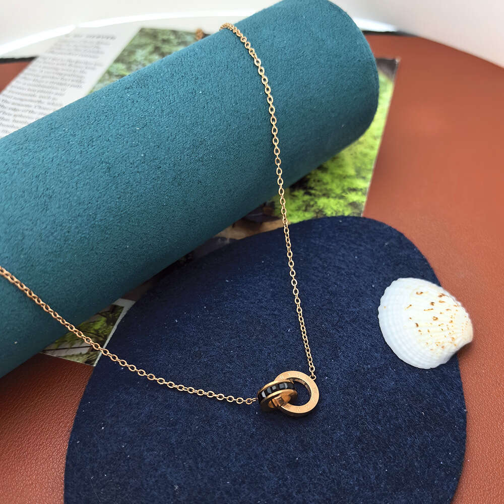 Full Body Titanium Steel High Aesthetic Interlocking Women, Ins Style Korean Version Simple Bracelet for Best Friends, Internet Celebrity