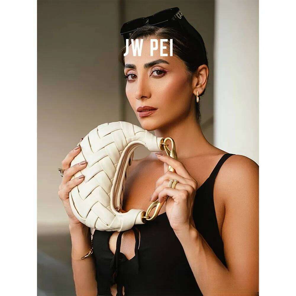 Designer Bags JW PEI Bird's Nest Orla Woven Shoulder Messenger Women's High-End Summer Seaside Portable Small Bag Hot Selling