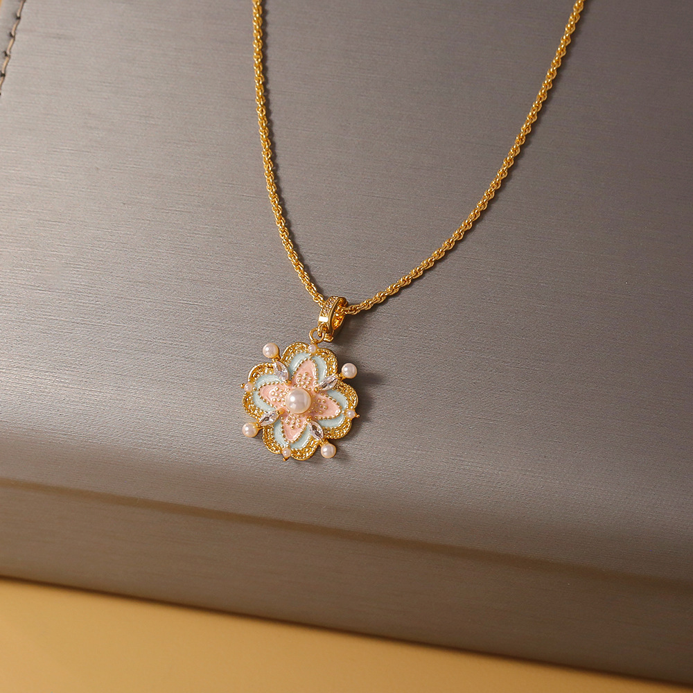 French Oil Drop Pearl Pendant New Chinese National Style Four-Leaf Clover Necklace Light High-End Sense Elegant Collarbone Chain ddmynov