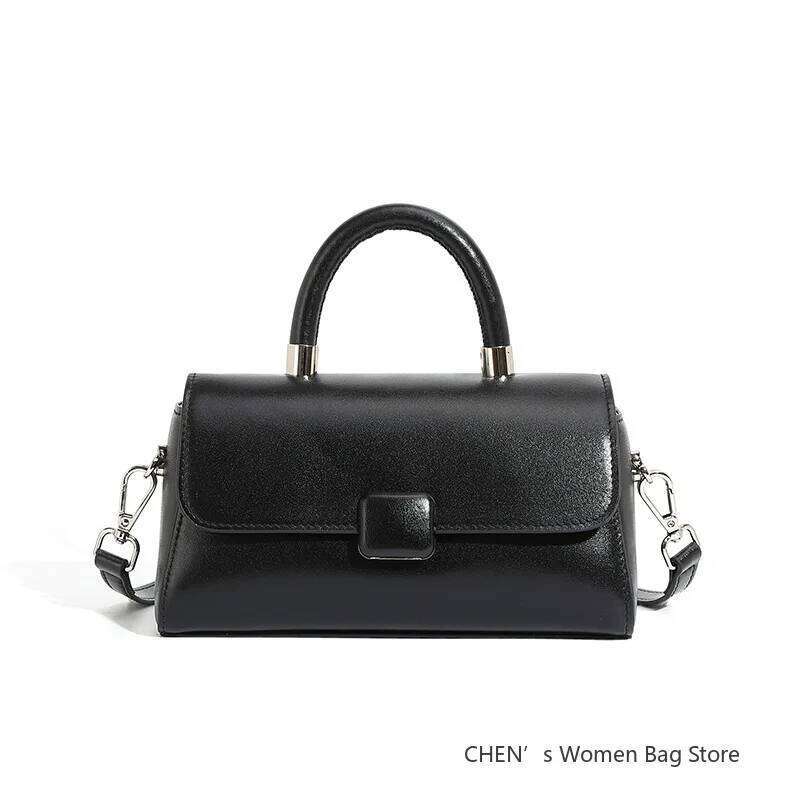 Genuine Leather Handbag Women's 2025 Light Single-Shoulder Crossbody Bag Lightweight Versatile Small Designer